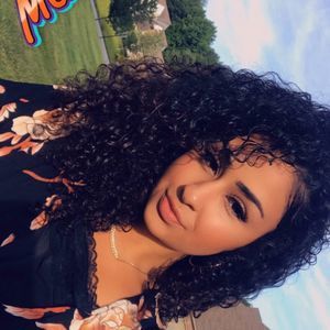 Meet your Posher, Norhan